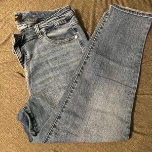 Liverpool Peyton Slim Boyfriend Jeans